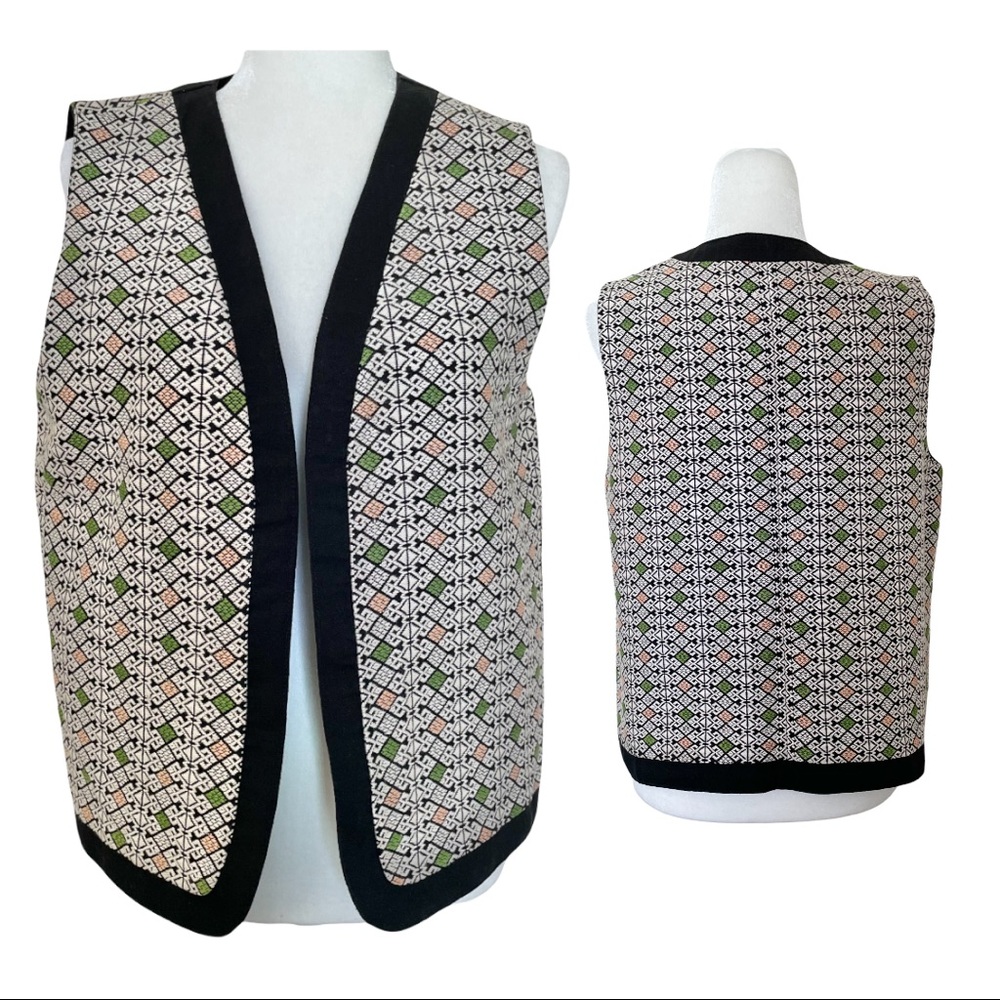 Embroidered Art to wear Vest